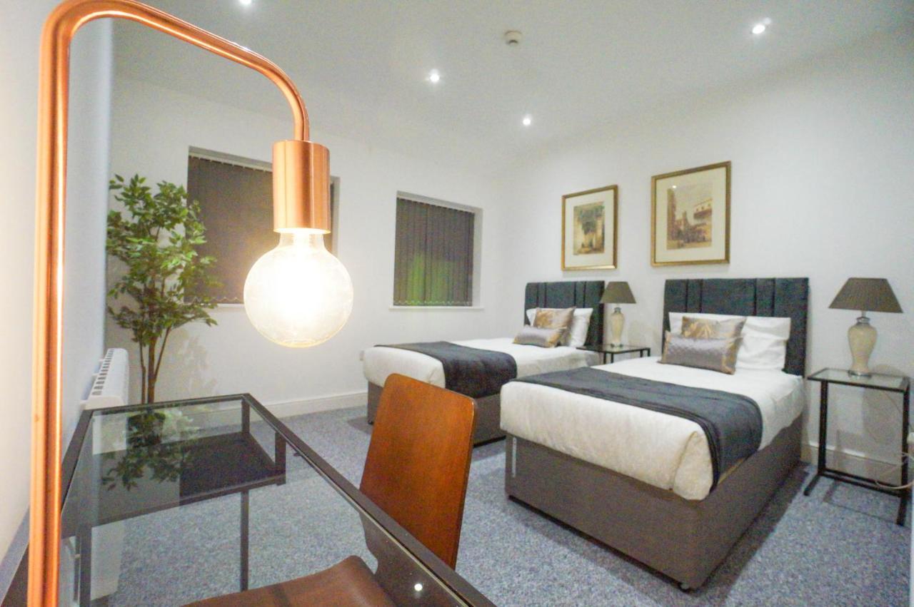 Premium Apartments Thatcham Broadway Esterno foto