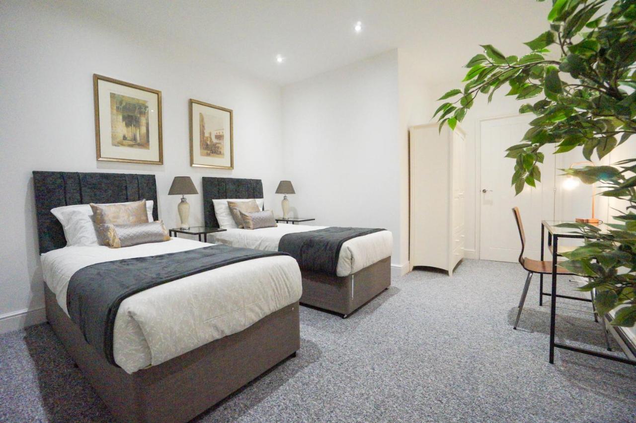Premium Apartments Thatcham Broadway Esterno foto