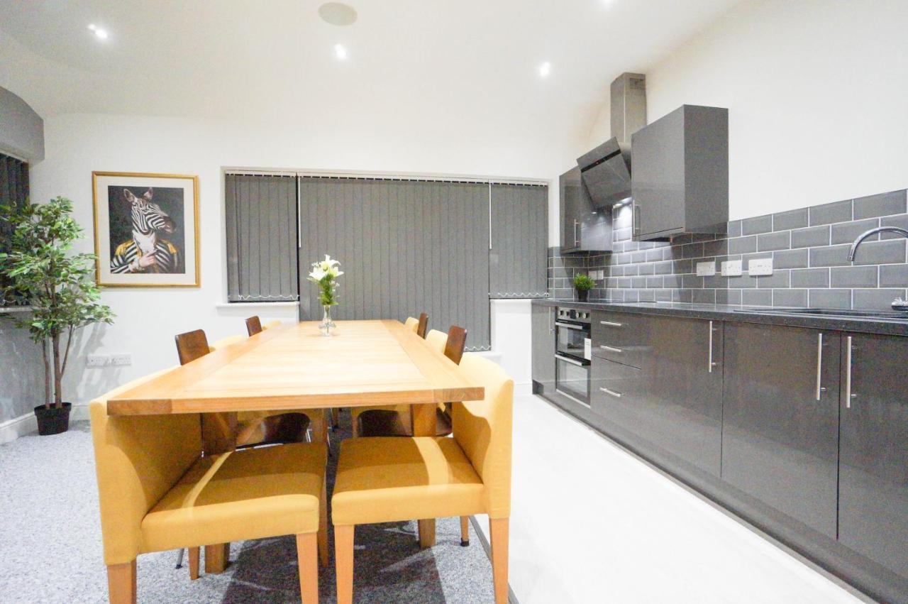 Premium Apartments Thatcham Broadway Esterno foto