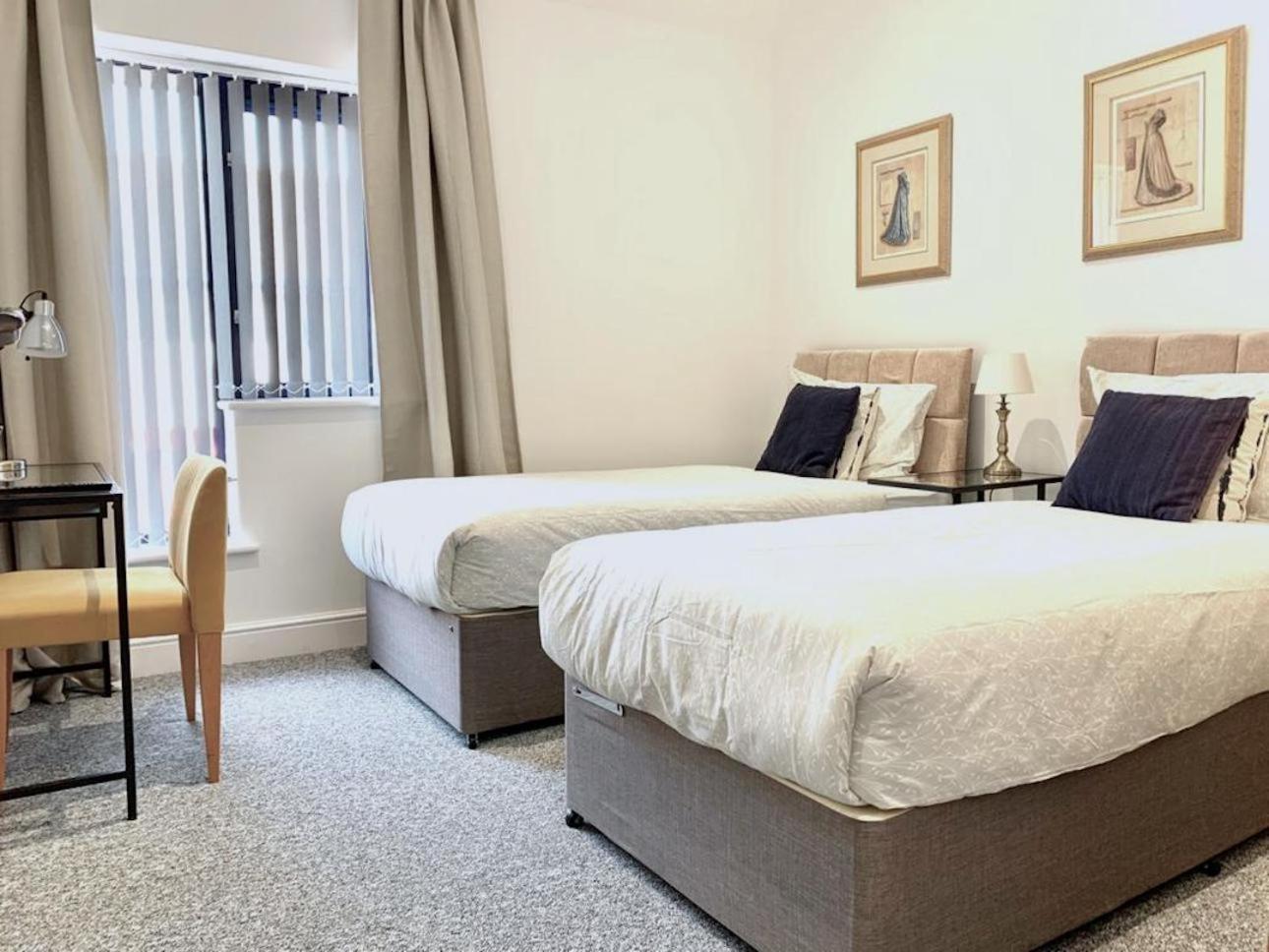 Premium Apartments Thatcham Broadway Camera foto